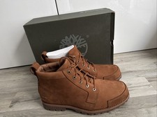 Stivali nuovi da uomo