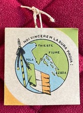 Distintivo in cartoncino