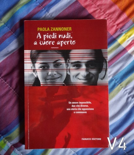Piedi nudi cuore aperto di - cuore,