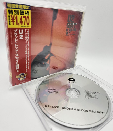 Live under a blood - /,