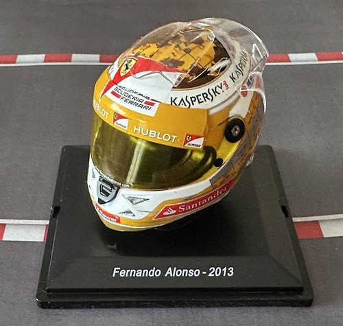 New casco helmet f1 - 1:5,