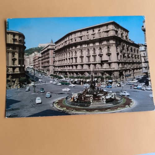 Napoli piazza della - -,