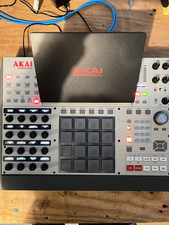 Workstation produzione musicale AKAI PRO MPC X-SE edizione speciale ottime condizioni