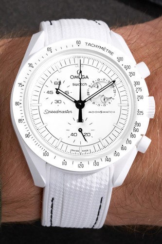 Omega swatch moonswatch - omega,