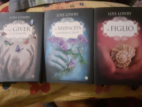 Lois lowry the - lowry, il