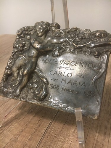Romantico bassorilievo - bassorilievo, in
