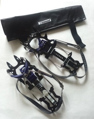 Neuf paire crampons - paire,