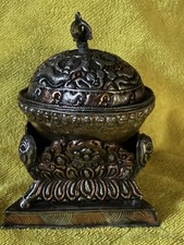 Antico supporto per vaso