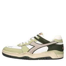 B.560 USED Sneakers DIADORA
