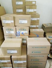 ONE NEW YASKAWA SERVOMOTORE