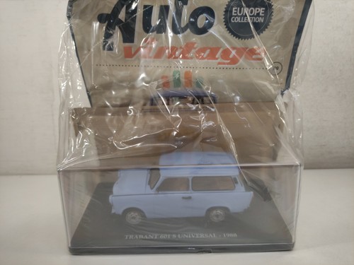 Auto vintage trabant - vintage,