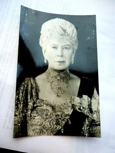 Queen mary royalty - mary,