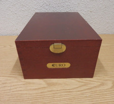 Cassa In Legno Con Cornici