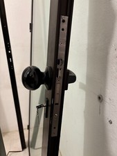 porta blindata con vetro antisfondamento da 3 cm. con telaio, serratura perfetta