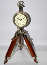 Antico orologio da tavolo