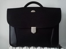 Valigetta ventiquattrore nera