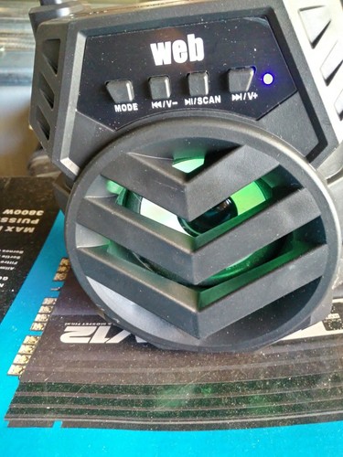 Cassa con batteria