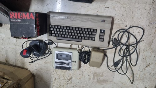 2313nn commodore completo - 64,