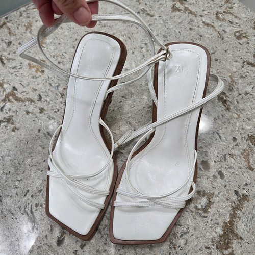 Zara sandali bianchi - , tacco