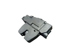 Rear bonnet closure for