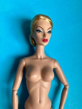 Integrity Toys Fashion Royalty Victoire Roux 'Pret a Partir' NUDO East 59°