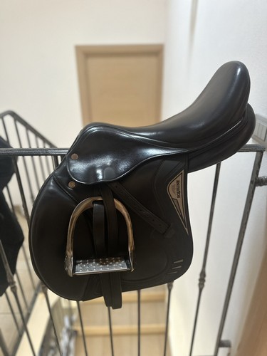 Sella equiline dynamic - equiline, salto