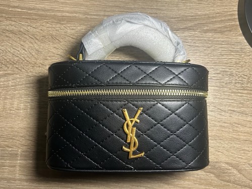 Saint laurent beauty case - saint, in