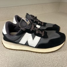 New Balance 237 nero grigio con raggio di luna per ragazzi (GS237PF), taglia 5,5