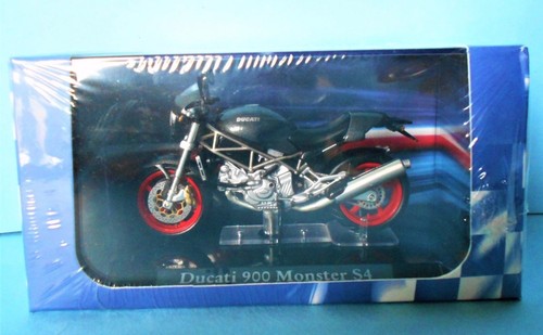 Moto ducati 900 monster - 900, s4