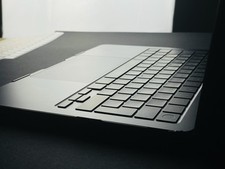 Apple MacBook Air 13,6" (256GB SSD, M2, 8GB) Laptop - Mezzanotte - MLY33T/A...