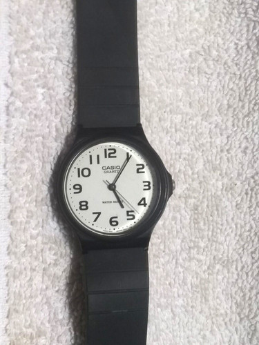 Casio quartz watch - casio,