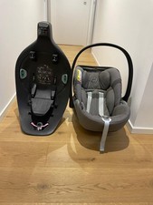 Ovetto cybex cloud z di colore grigio + isofix