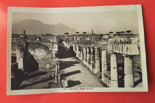 Cartolina non viaggiata foro - non,