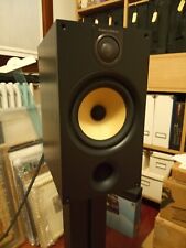 Bowers & Wilkins 685s2 Con Stativi.