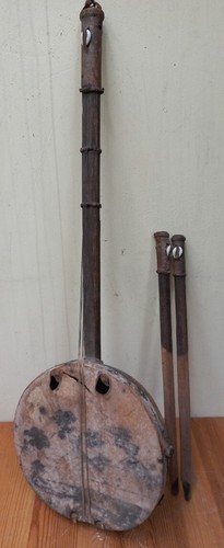Antiguo instrumento musical - instrumento,