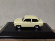 SEAT 850 BERLINA AMARILLO 1:43