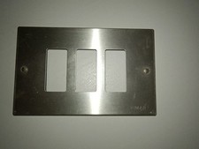 Placca Vimar serie 8000 a 3