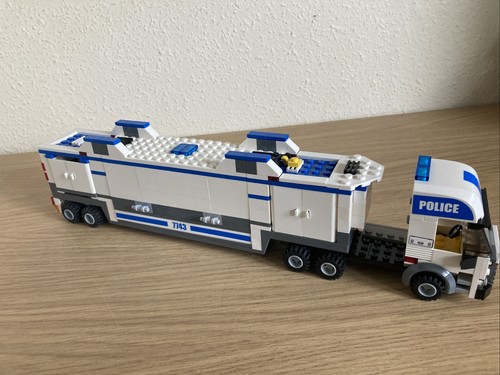 Lego city police 7743 mobile - lego,
