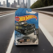 (1) HOT WHEELS 2021 M/L #140/250 '52 Hudson Hornet 4/10 Rod Squad grigio