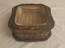 ANTICO PORTAGIOIE IN LEGNO , METALLO DORATO E VETRO COME IN FOTO