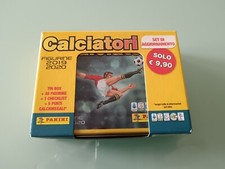 Set Aggiornamenti completi 2019 2020 Figurine Calciatori Panini nuovi + TIN BOX