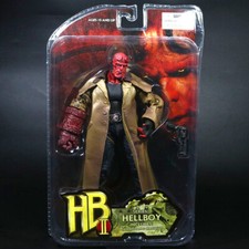 Mezco hellboy golden - mezco,