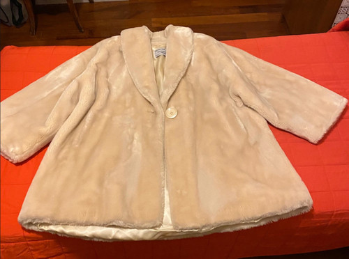Pelliccia ecologica vintage