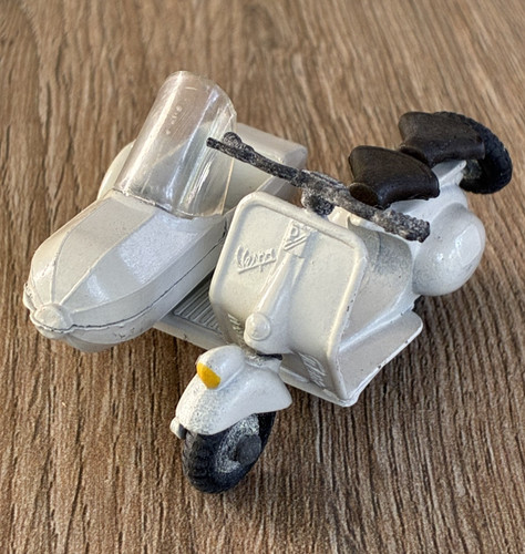 Raro scooter sidecar tekno - raro,