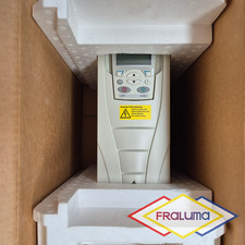 Inverter di Frequenza ABB ACH550-01-08A8-4 HVAC Nuovo in Scatola