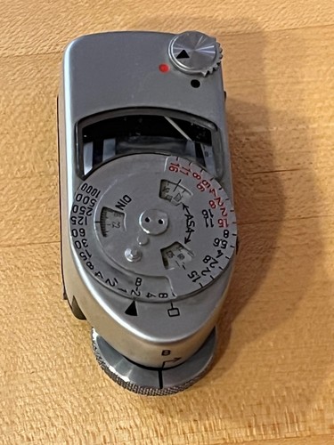 Misuratore luce leica - di,