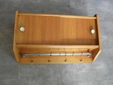 Scaffale da parete in legno