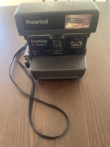 Polaroid onestep closeup 600 - closeup,