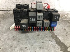 CENTRALINA PORTA FUSIBILI PER VOLKSWAGEN Passat Variant Serie Benzina 1781 (88>