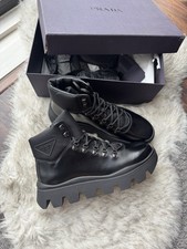 Mezzo stivaletto PRADA in